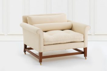 Orlando Loveseat